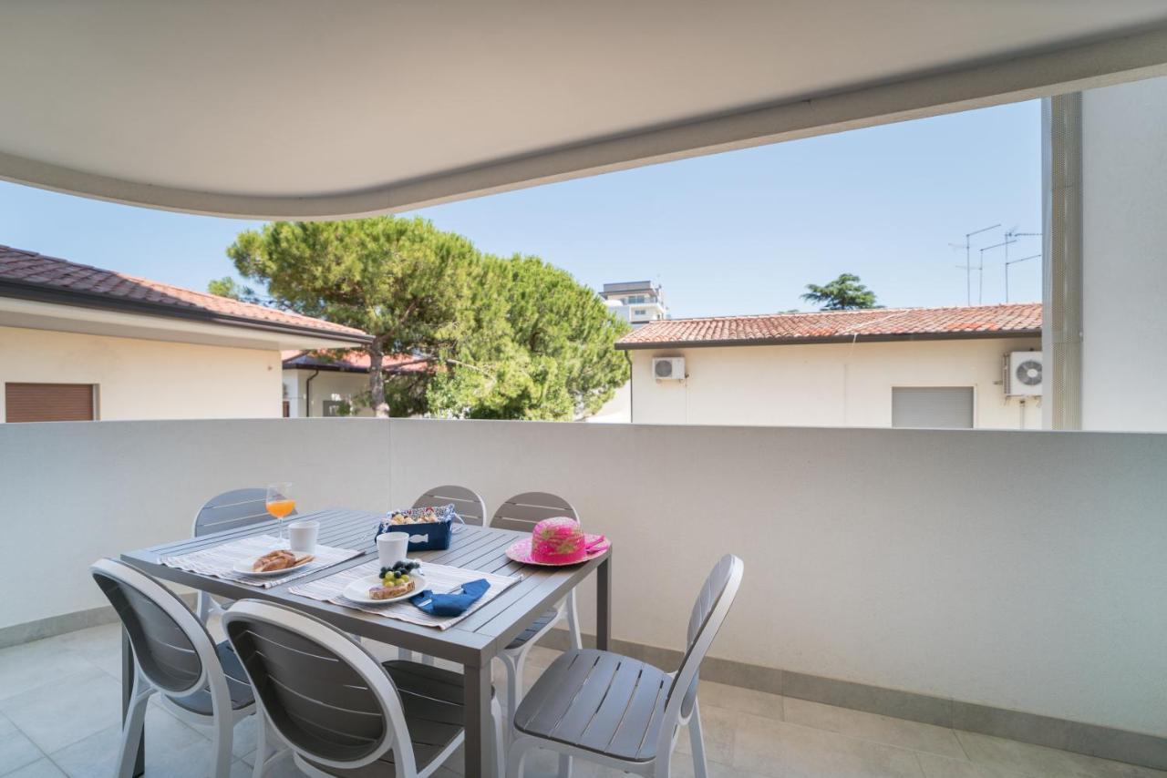 Appartamenti Torre Bianca Lignano Sabbiadoro Ngoại thất bức ảnh