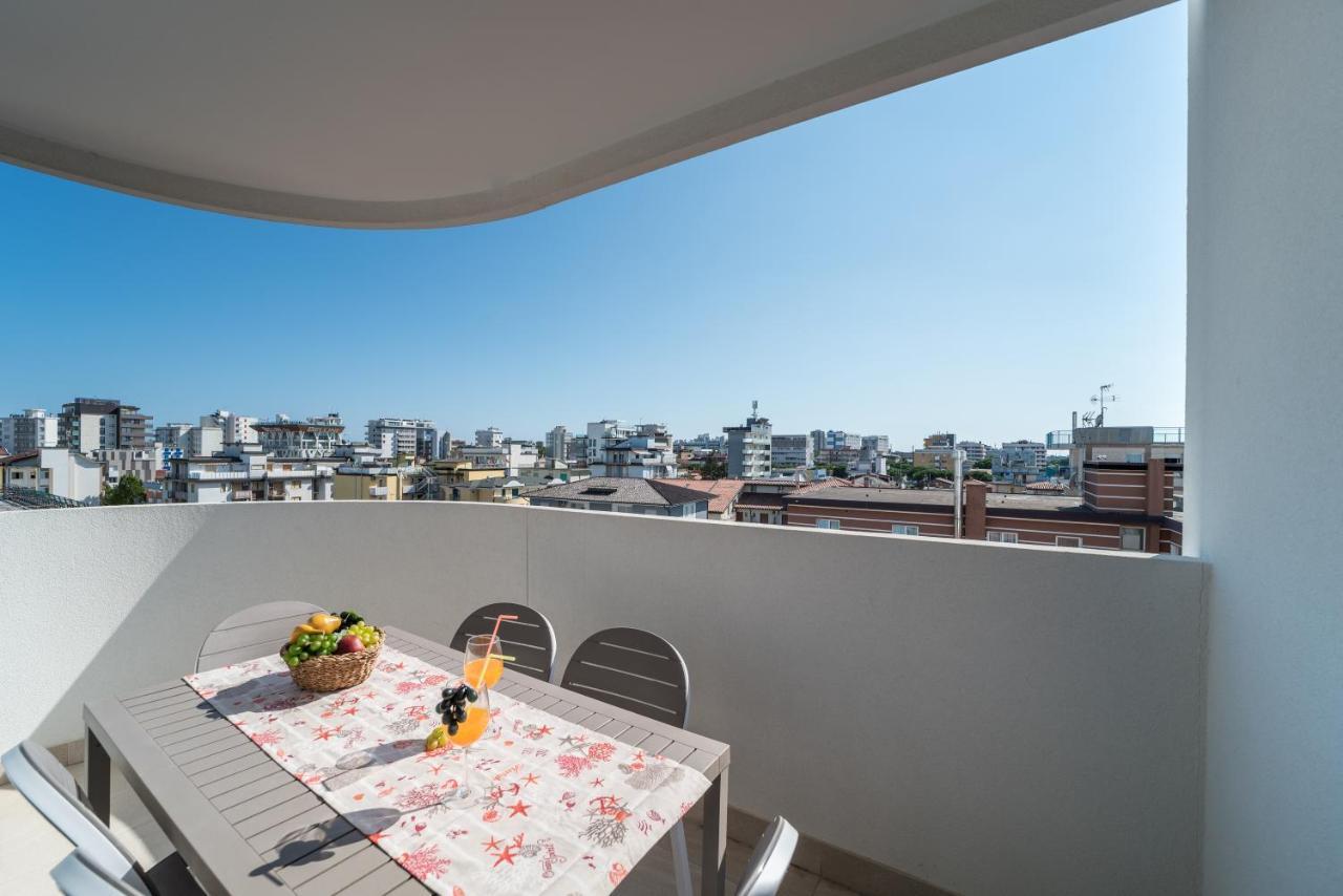 Appartamenti Torre Bianca Lignano Sabbiadoro Ngoại thất bức ảnh